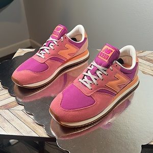 new balance sneaker 42